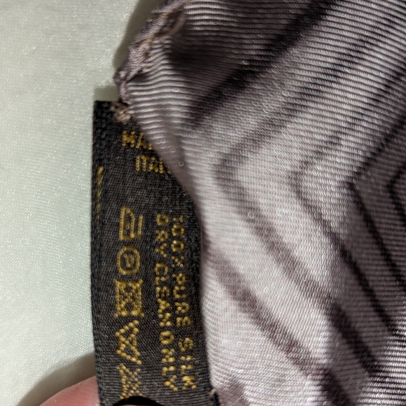 Louis Vuitton Trunks Silk Scarf with Gift Box Purple Brown LNC COA - Picture 6 of 13